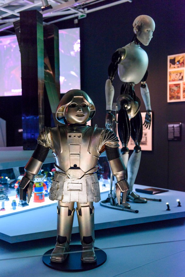 ScienceFiction0001@elinagiounanli_p