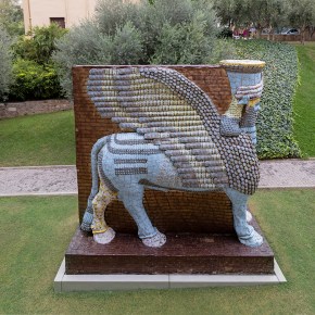 Rakowitz’s Lamassu at the Acropolis&nbsp;Museum